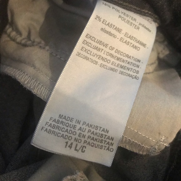 Levi Strauss Signature Skinny Jeans Never Worn - Picture 3 of 3